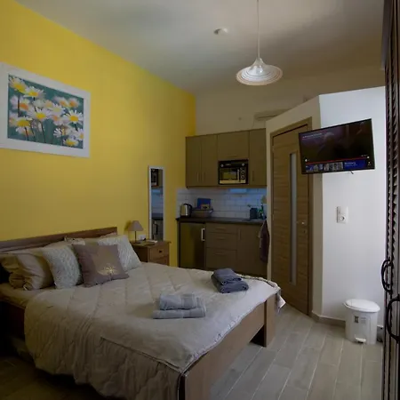 Nicola'S Apartments Kassiopi Exterior photo