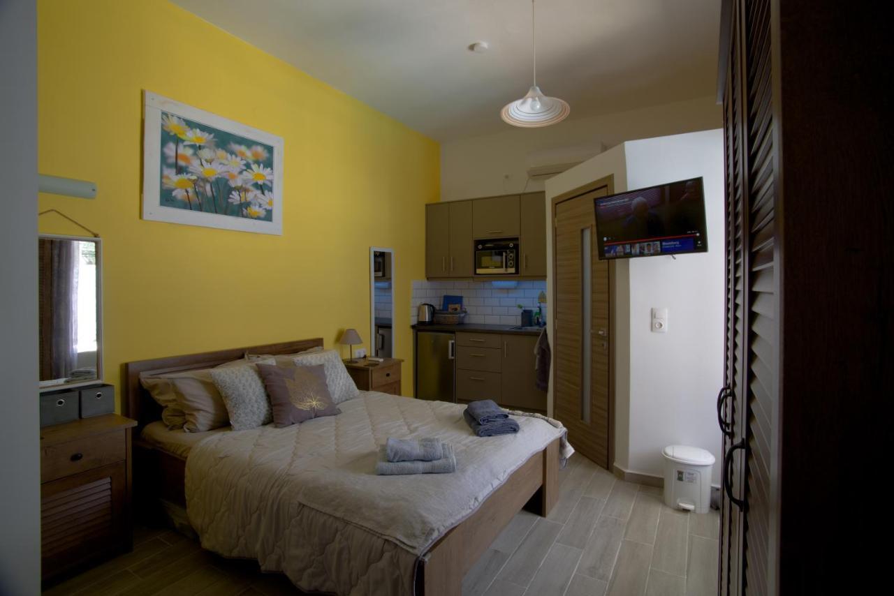 Nicola's Apartment *